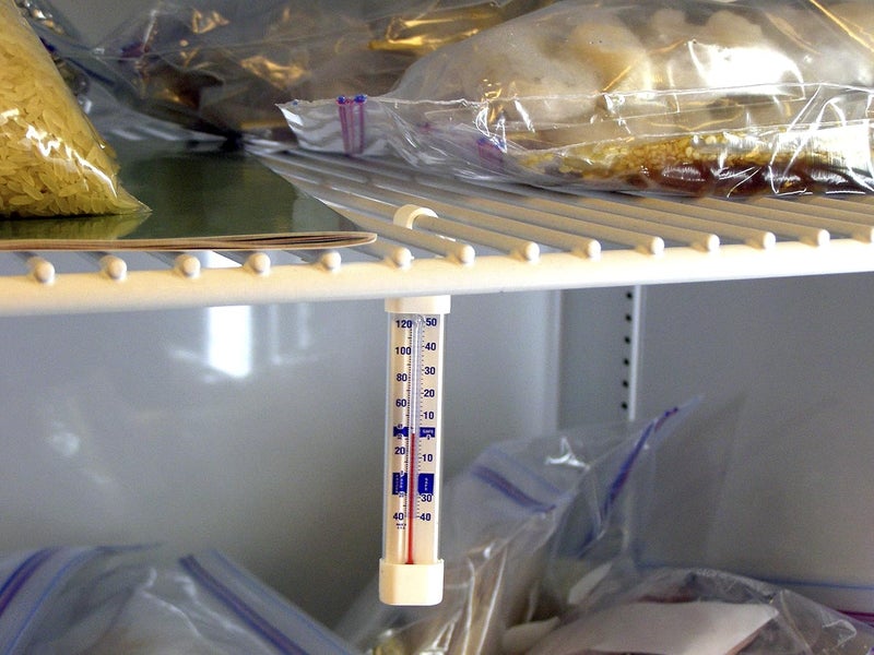 Cooper-Atkins 330-0-1 Refrigerator/Freezer Vertical Glass Tube Thermometer - Image 3